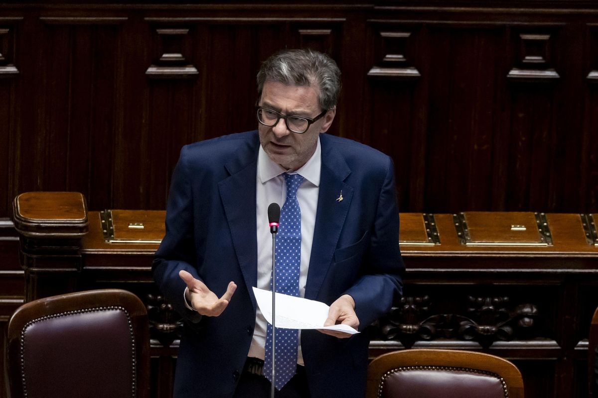 Giorgetti: «Manovra, basta sacrifici. Ma pesa l’incognita della Difesa»