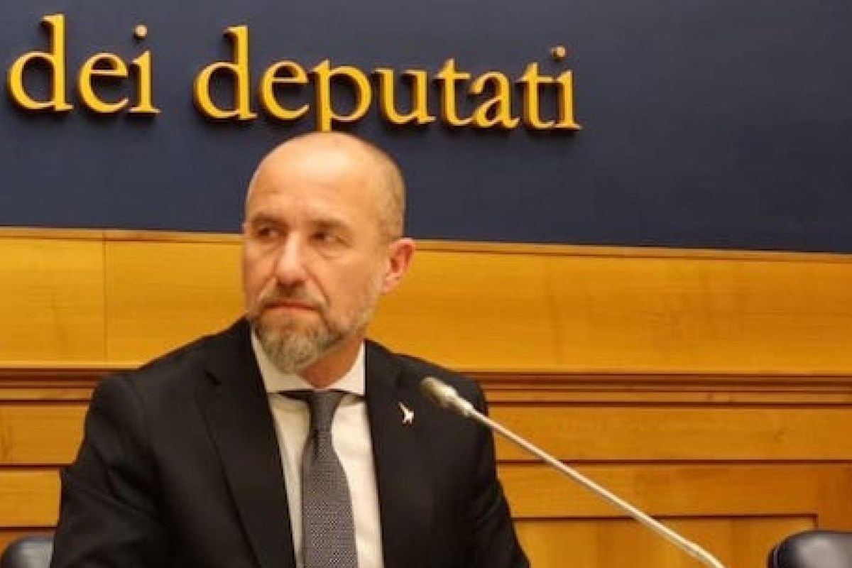 «Lepore fa il gioco dei pusher africani con i nostri soldi»