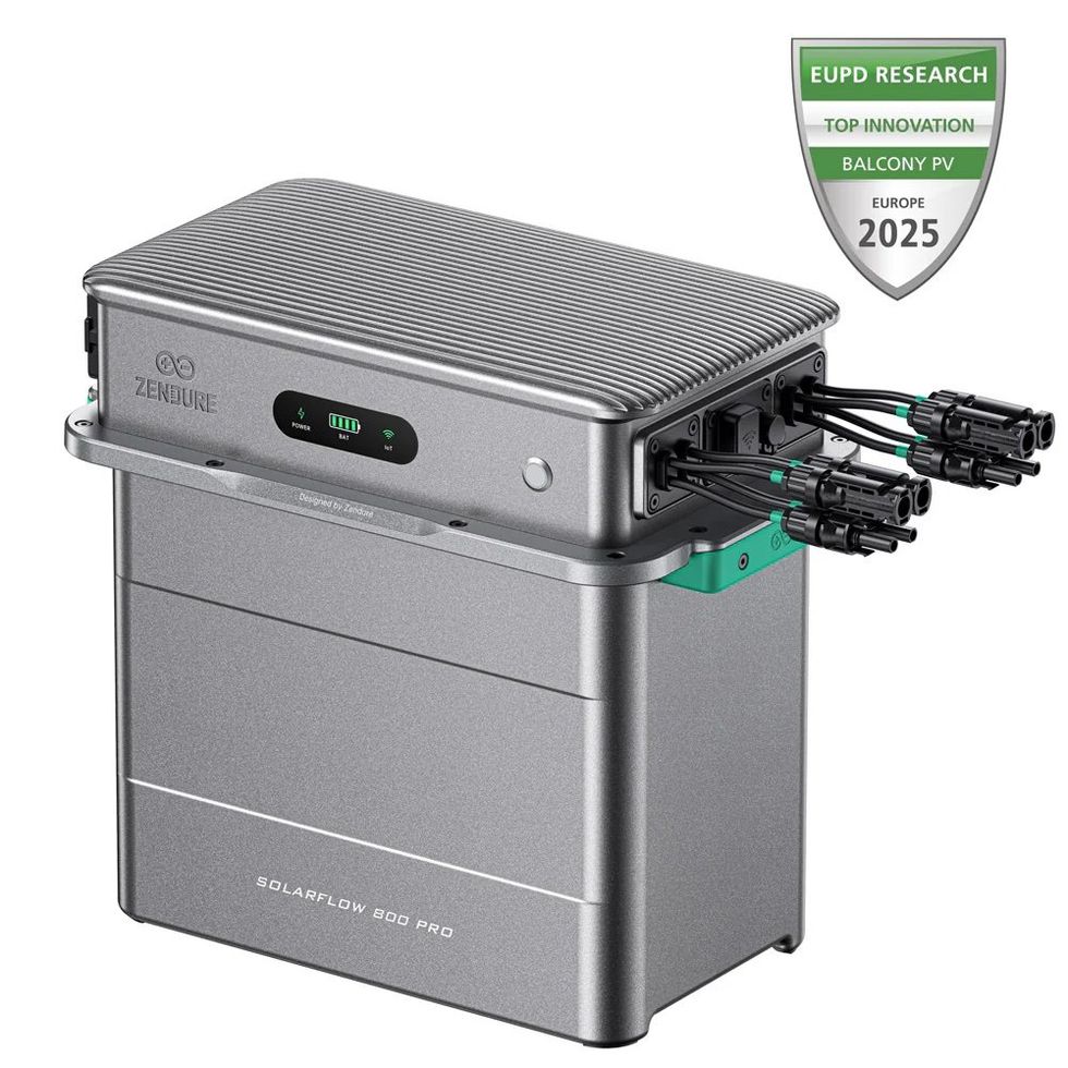 Product shot of SolarFlow 800 Pro