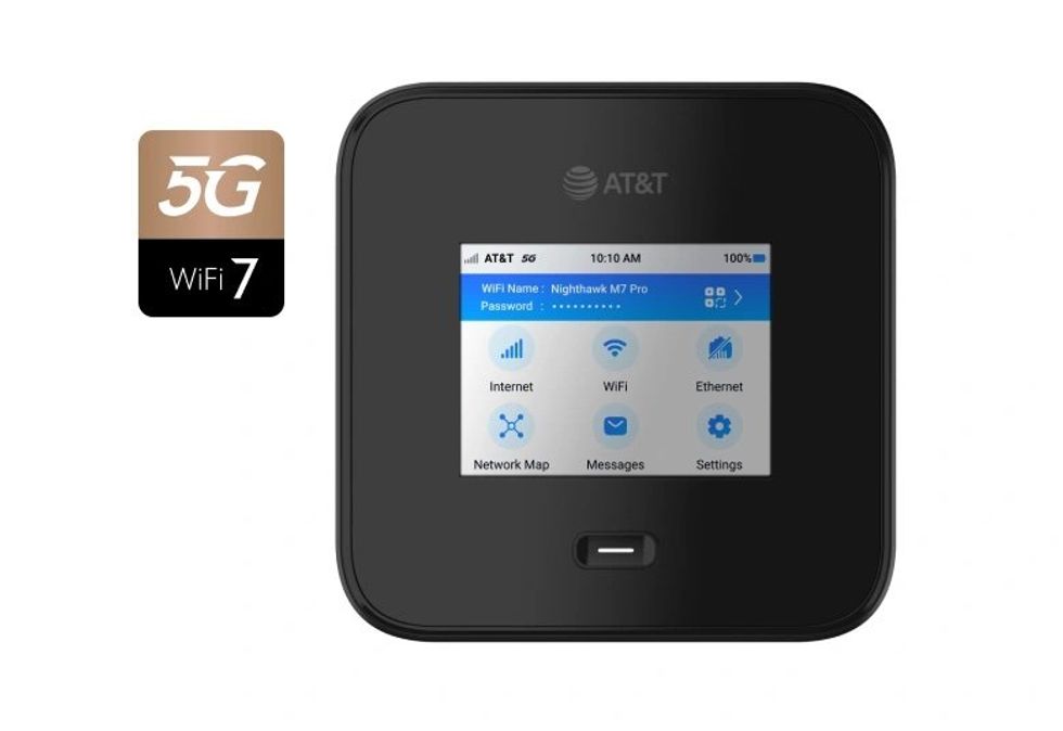 product shot of Nighthawk M7 Pro WiFi 7 Mobile 5G Router
