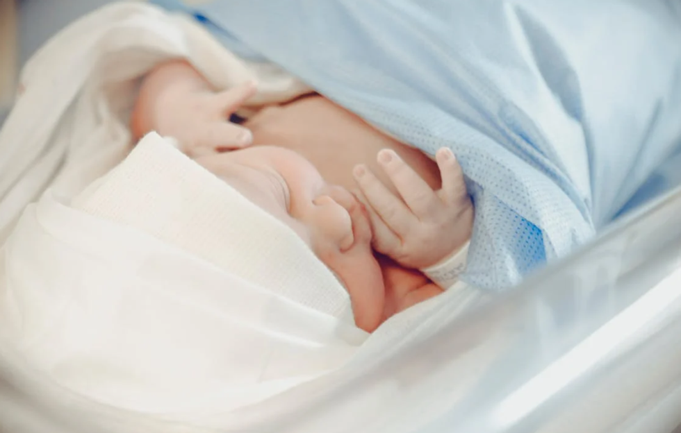 Black mom has perfect response to people asking why her baby is white with blonde hair and blue eyes