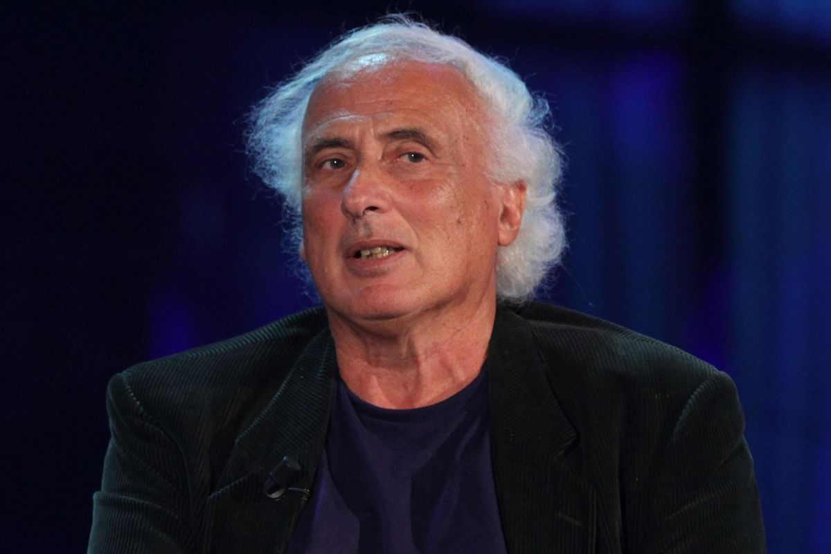 Addio a Stefano Benni, poeta disilluso che ci lascia i suoi universi stralunati