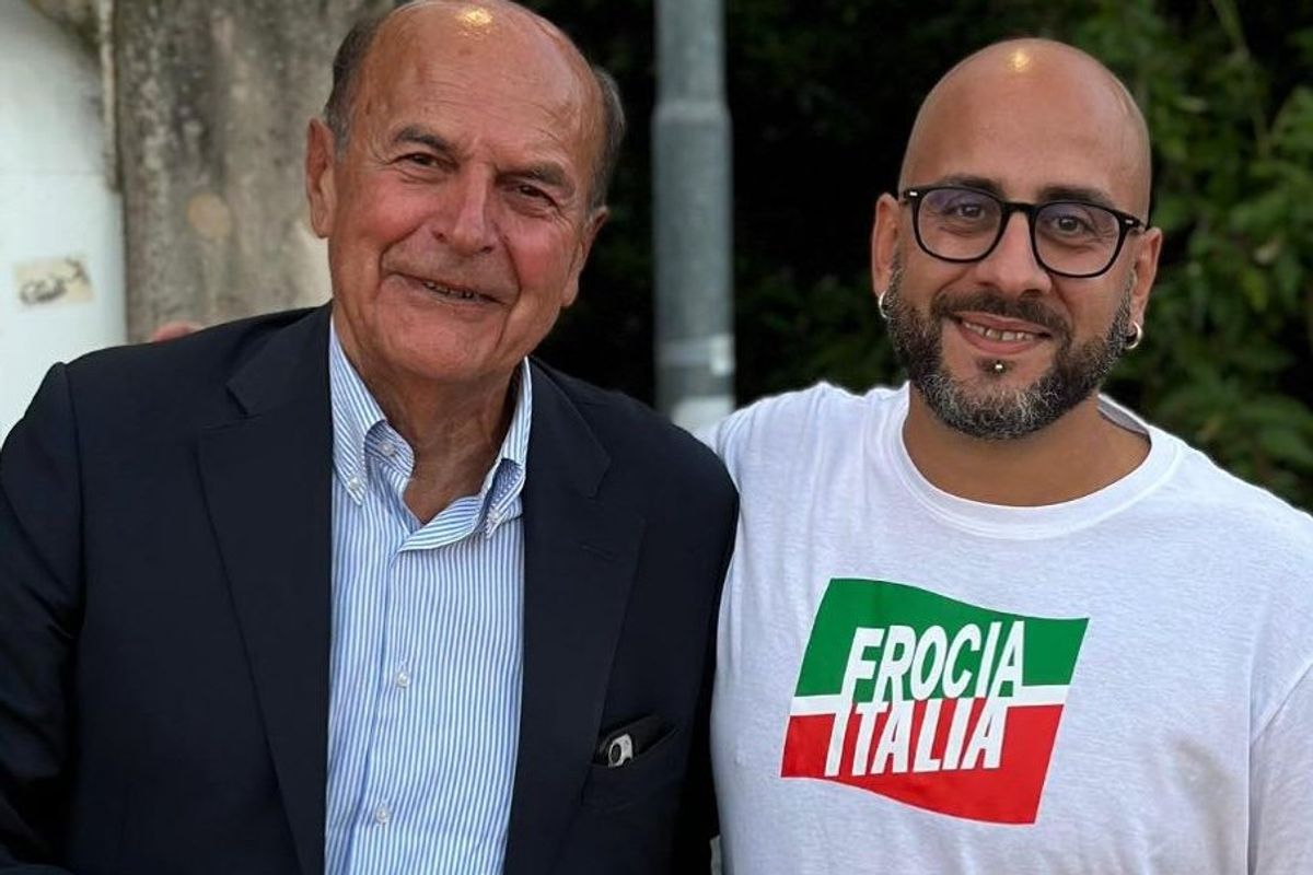 Renzi ora rottama anche Italia viva. Bersani battezza «Frocia Italia»