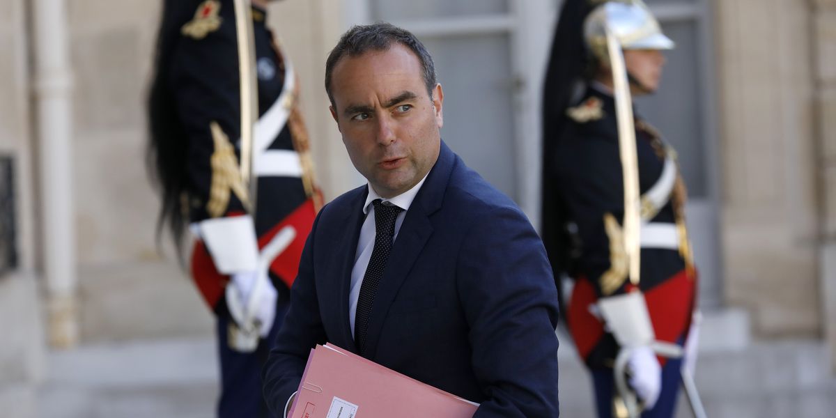 L’Eliseo persevera: Lecornu premier. Scelto un fedelissimo del presidente L’Eliseo persevera: Lecornu premier. Scelto un fedelissimo del presidente
