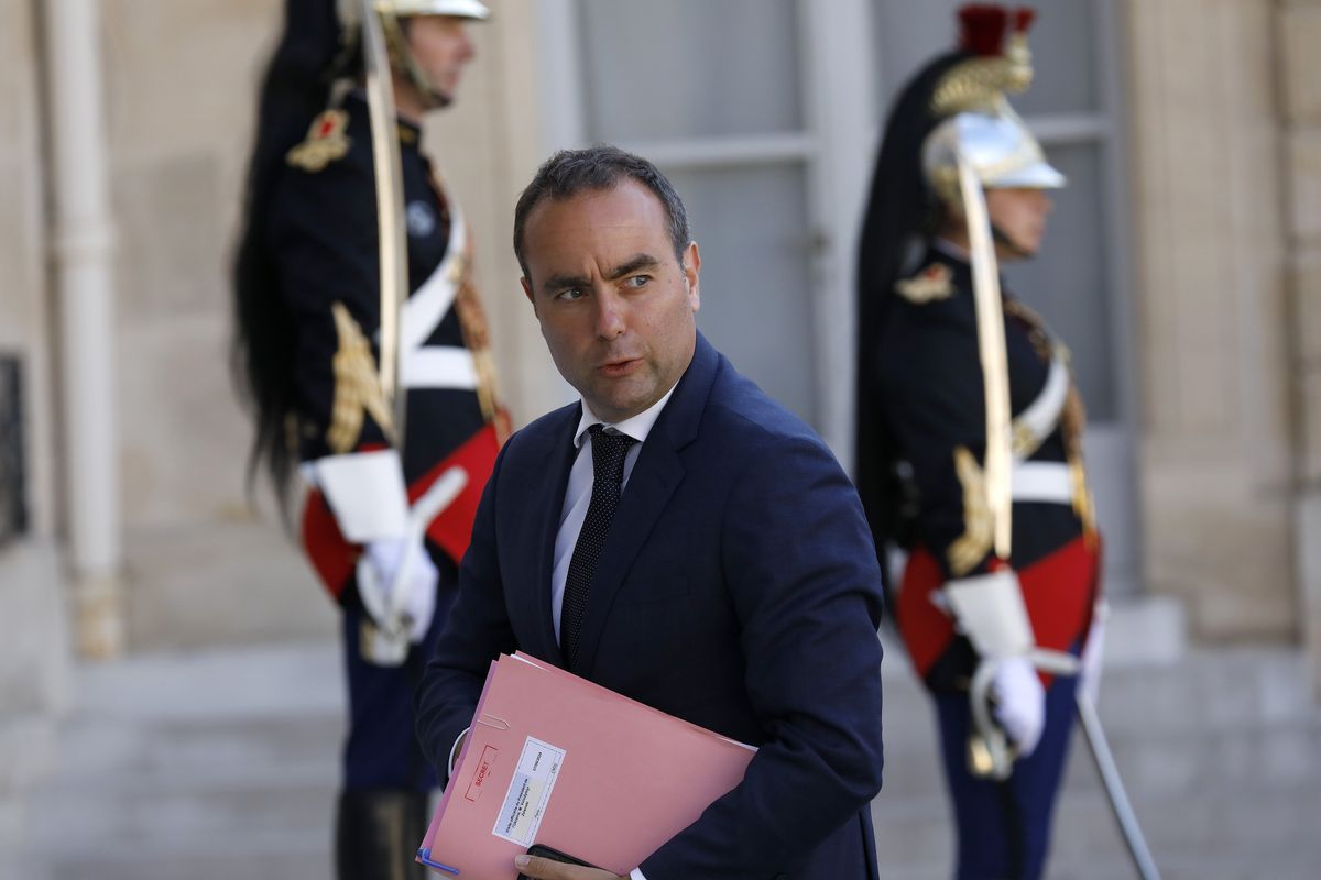 L’Eliseo persevera: Lecornu premier. Scelto un fedelissimo del presidente