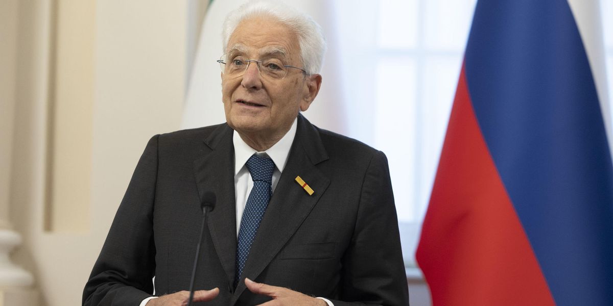 Mattarella evoca il 1914: «Vicini al baratro» Mattarella evoca il 1914: «Vicini al baratro»