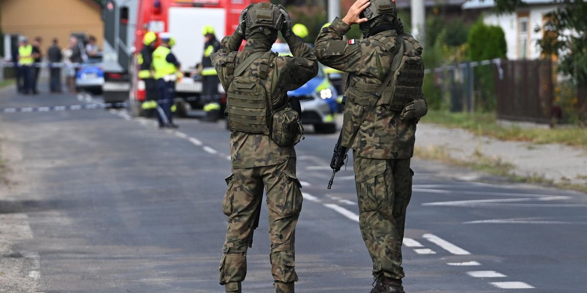 droni russi in polonia tusk chiama la nato e roma invia i suoi jet