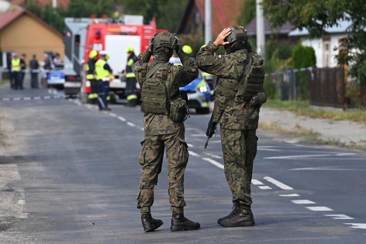 Droni russi in Polonia. Tusk chiama la Nato e Roma invia i suoi jet