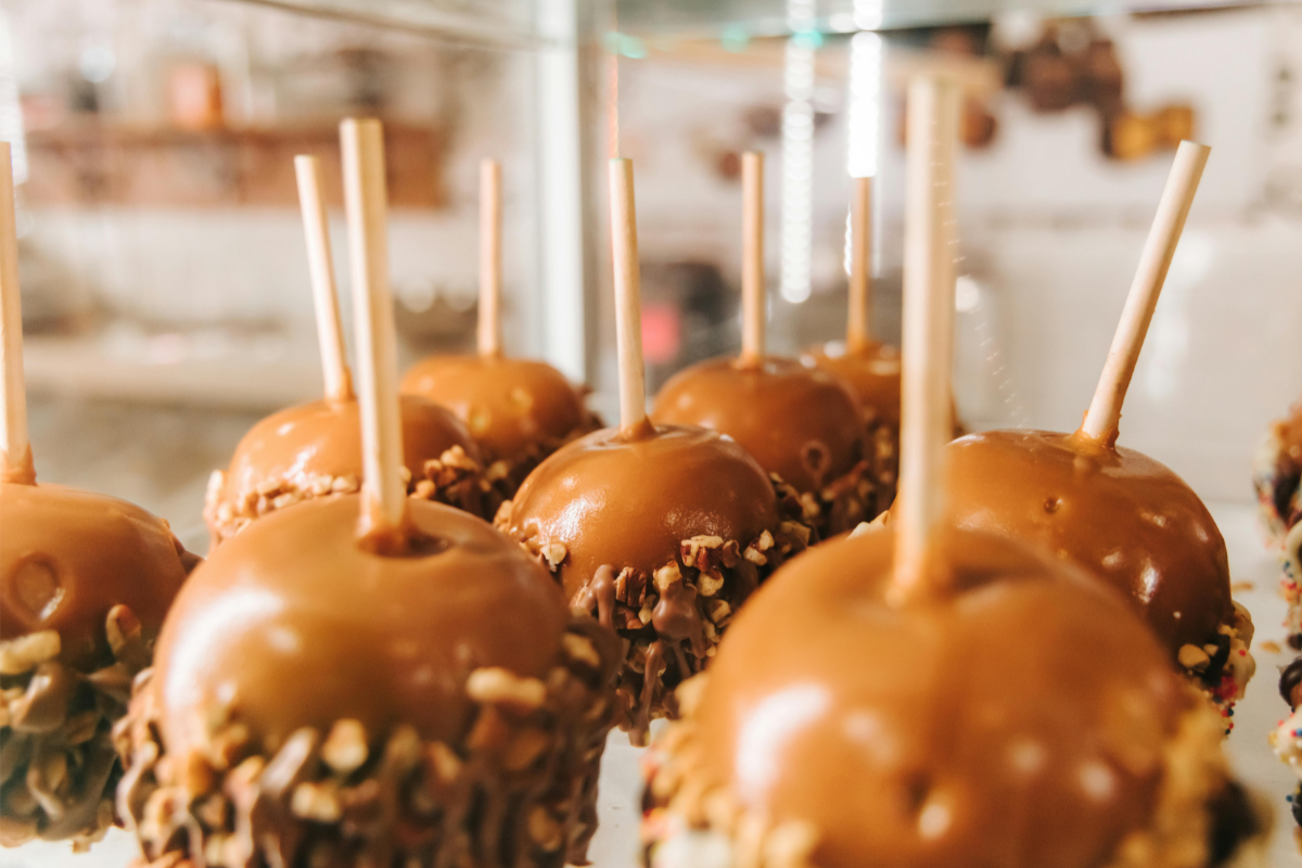 caramel, carmel, carmel or caramel, caramel pronunciation, how to say caramel