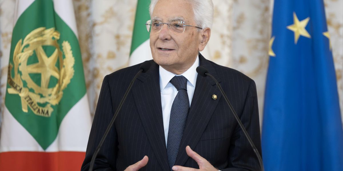 Mattarella rilancia Ventotene per puntellare quest’Europa: forza élite, basta democrazia Mattarella rilancia Ventotene per puntellare quest’Europa: forza élite, basta democrazia