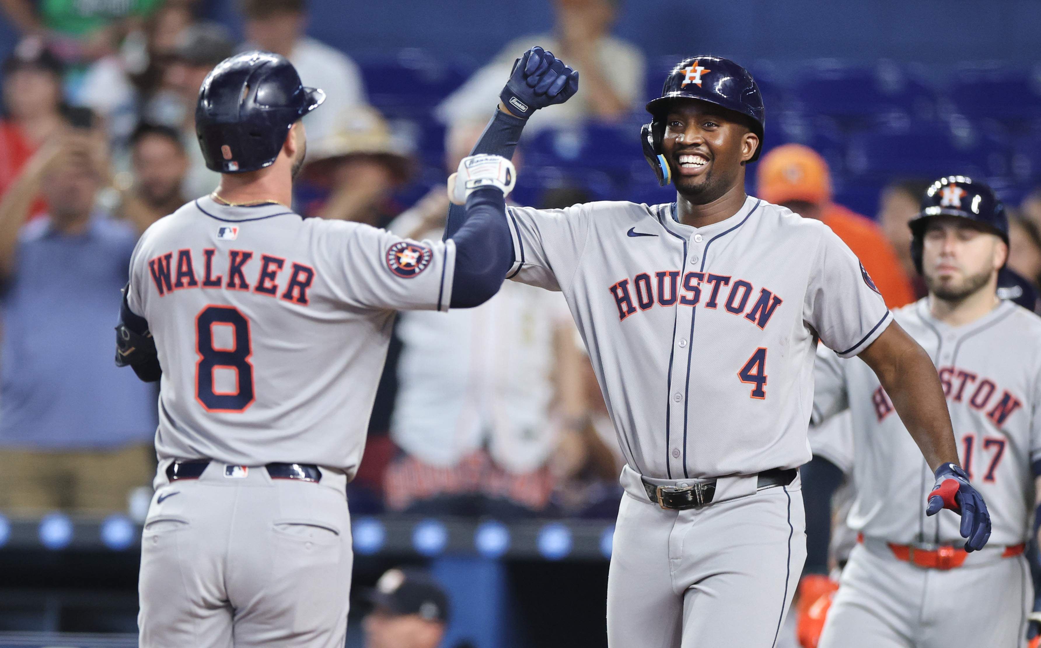Astros shuffle lineup as Espada seeks spark in Orioles series