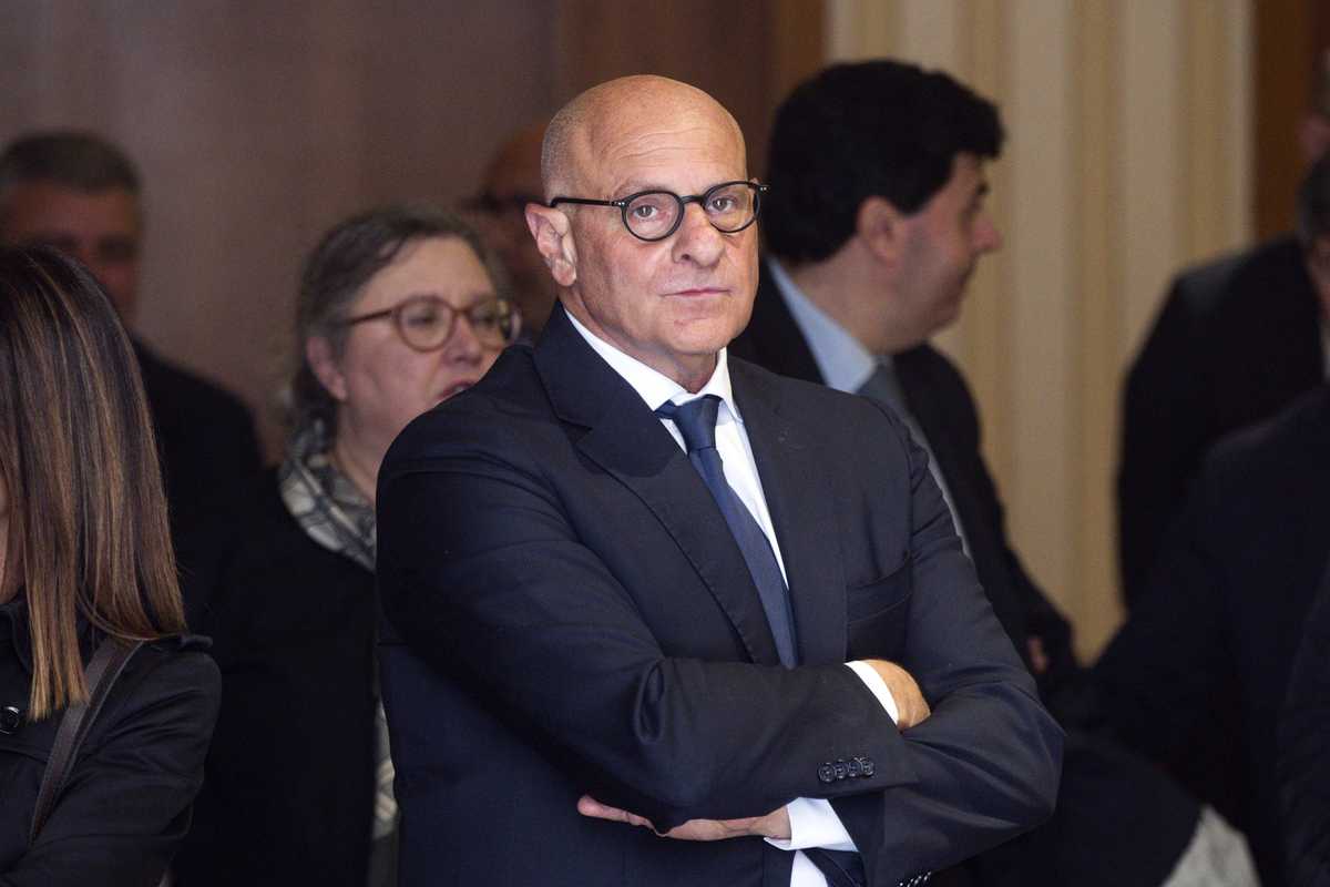 Lega contro l’obbligo di siero. Rampelli (Fdi) agita il partito: «Il ministro non si tocca»