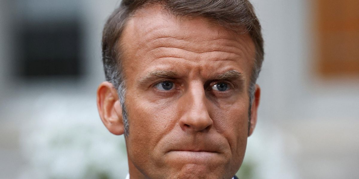 Macchè insulti. Macron, se vuole, prenda il bus e vada lui a Kiev Macchè insulti. Macron, se vuole, prenda il bus e vada lui a Kiev
