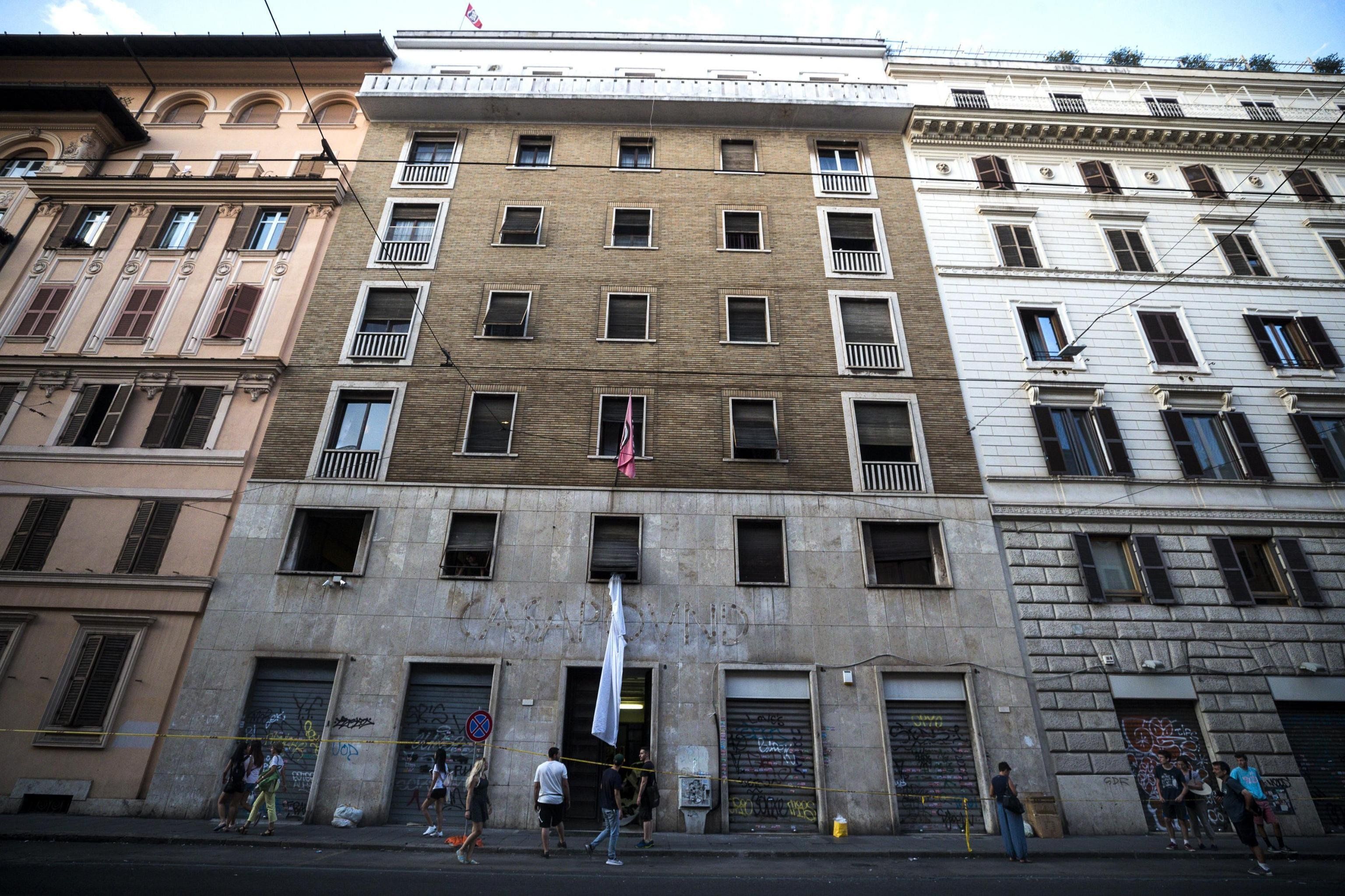 Non si può paragonare Casapound al Leonka