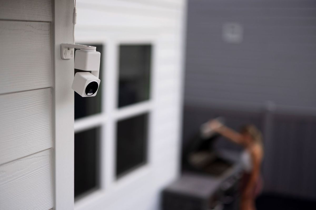Photo of Wyze Cam Pan v4 installed outside a home.