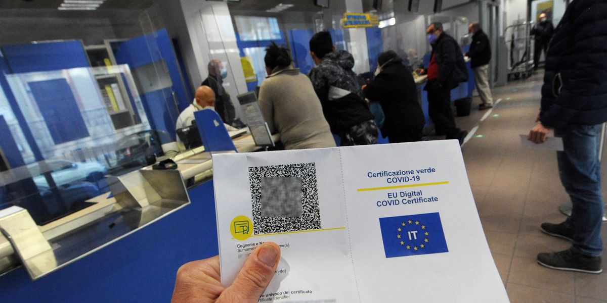 green pass chiusure e vaccini coatti le follie giuridiche restano irrisolte