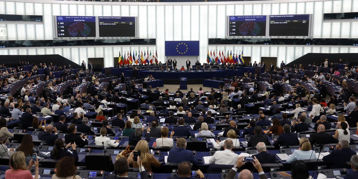 L’Ue toglie i veti per potersi autodistruggere