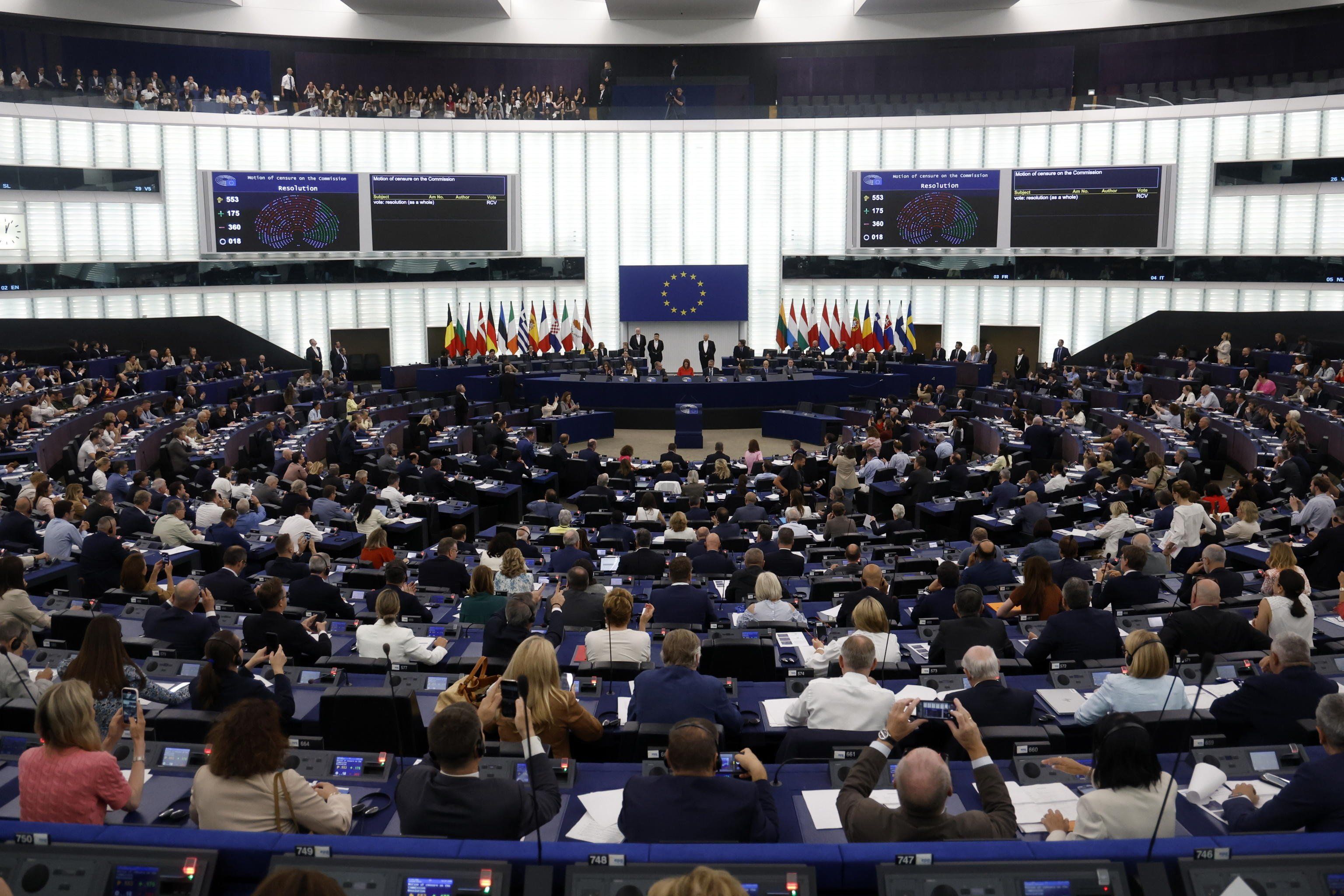 L’Ue toglie i veti per potersi autodistruggere