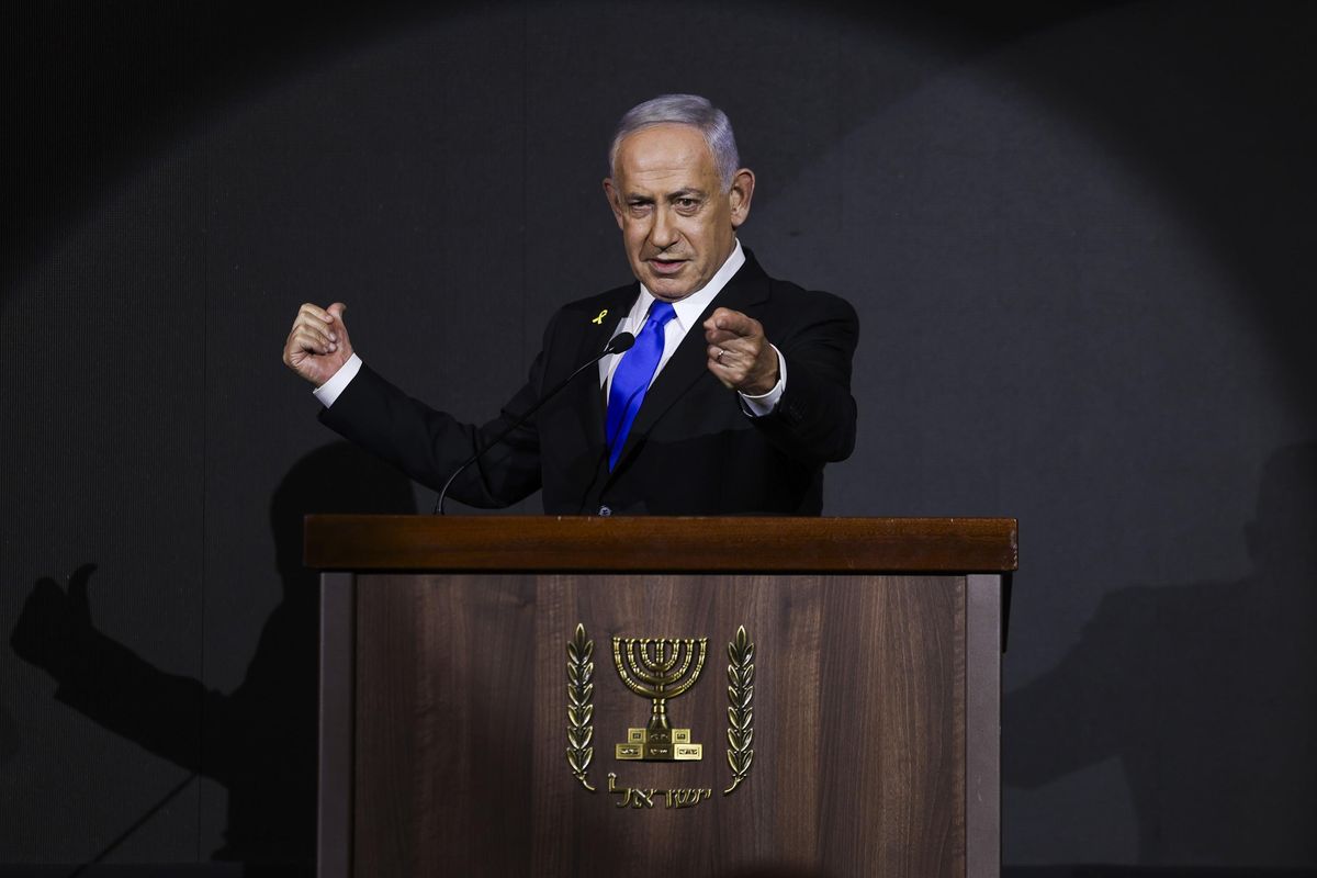 La guerra larga di Bibi: governo Huthi abbattuto. «Turchia? Come Hamas»