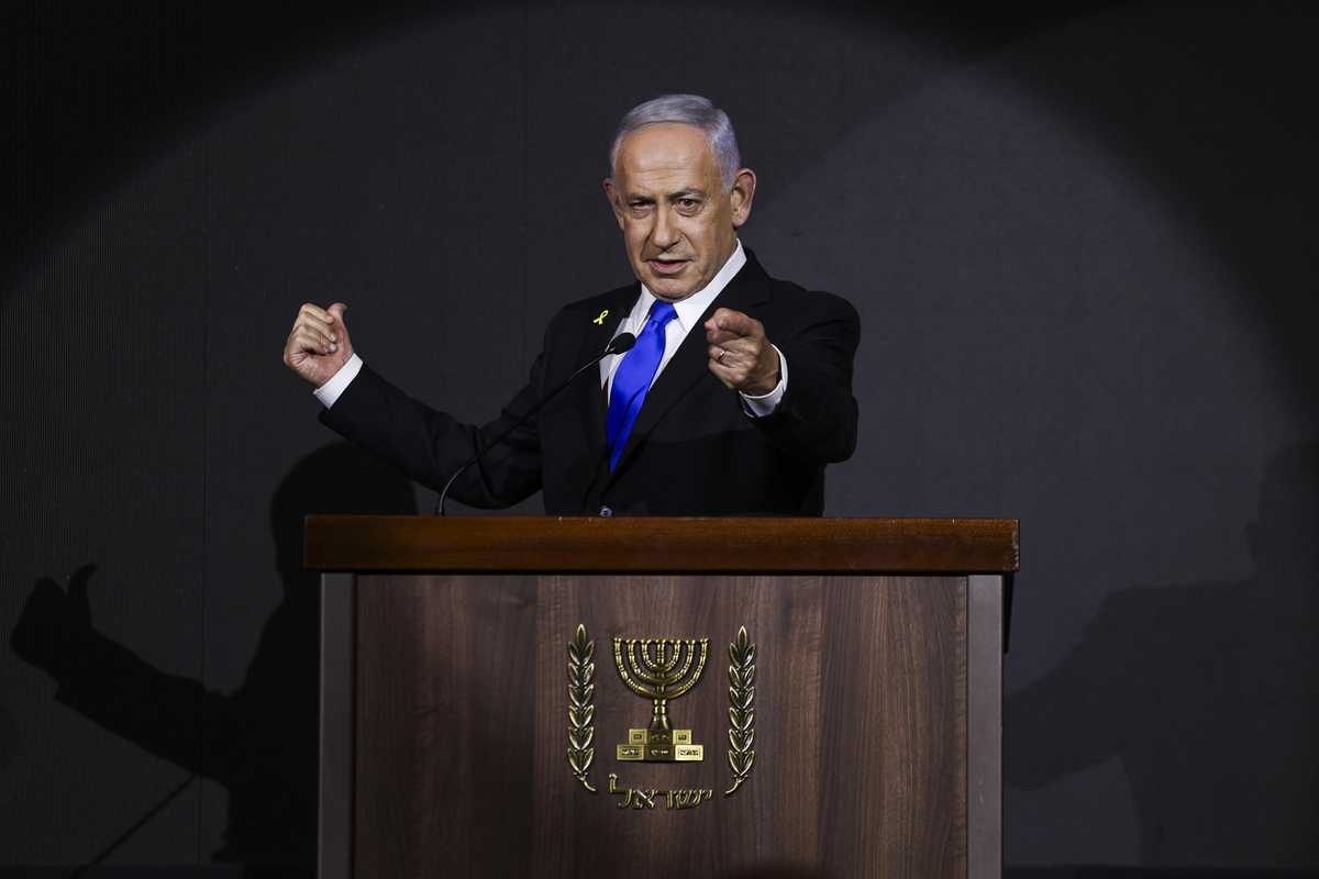 La guerra larga di Bibi: governo Huthi abbattuto. «Turchia? Come Hamas»