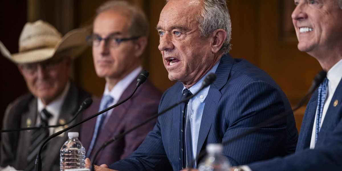 Tra Kennedy e i Cdc è guerra totale Tra Kennedy e i Cdc è guerra totale