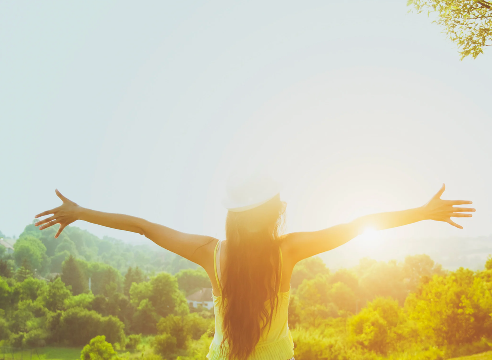 Andrew Huberman, morning sunlight, circadian rhythm, improve sleep, biohacking, cortisol, wellness routine, natural light, sleep hygiene, energy boost