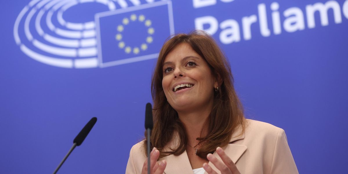 la sinistra fa un salis scendi sull8217immunit224