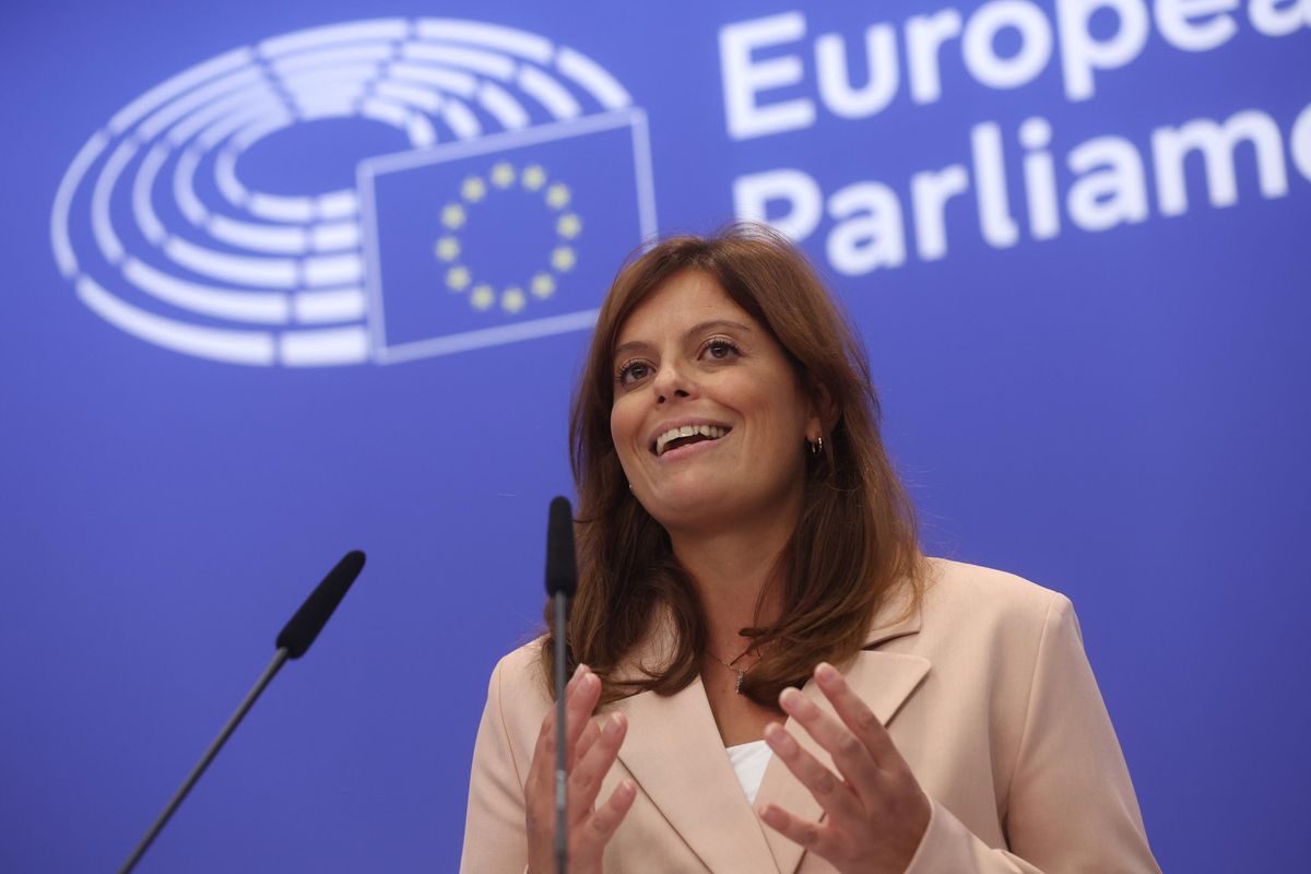 La sinistra fa un Salis-scendi sull’immunità