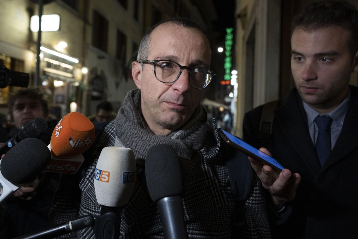Ricci occupa le tv ma si lagna via chat: «Temo non basti, attaccate Acquaroli»