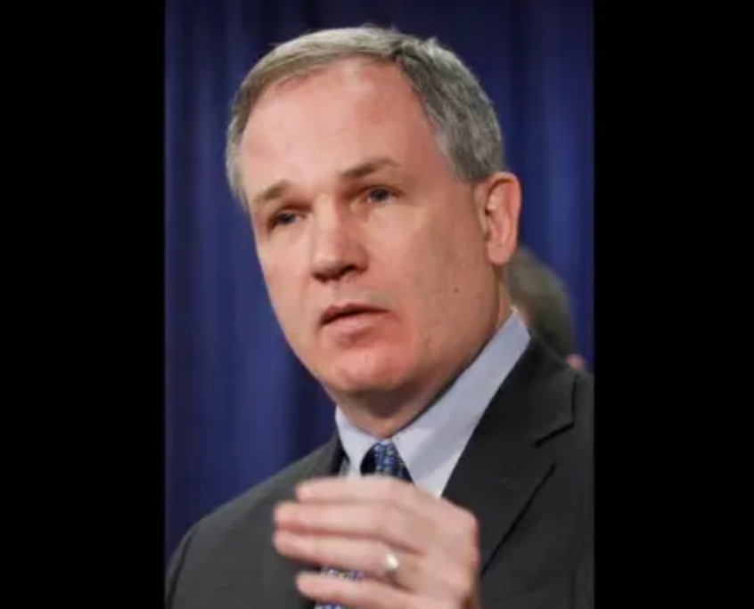 Celebrated Former US Attorney Will Defend Comey Against Trump's Toy Prosecutor