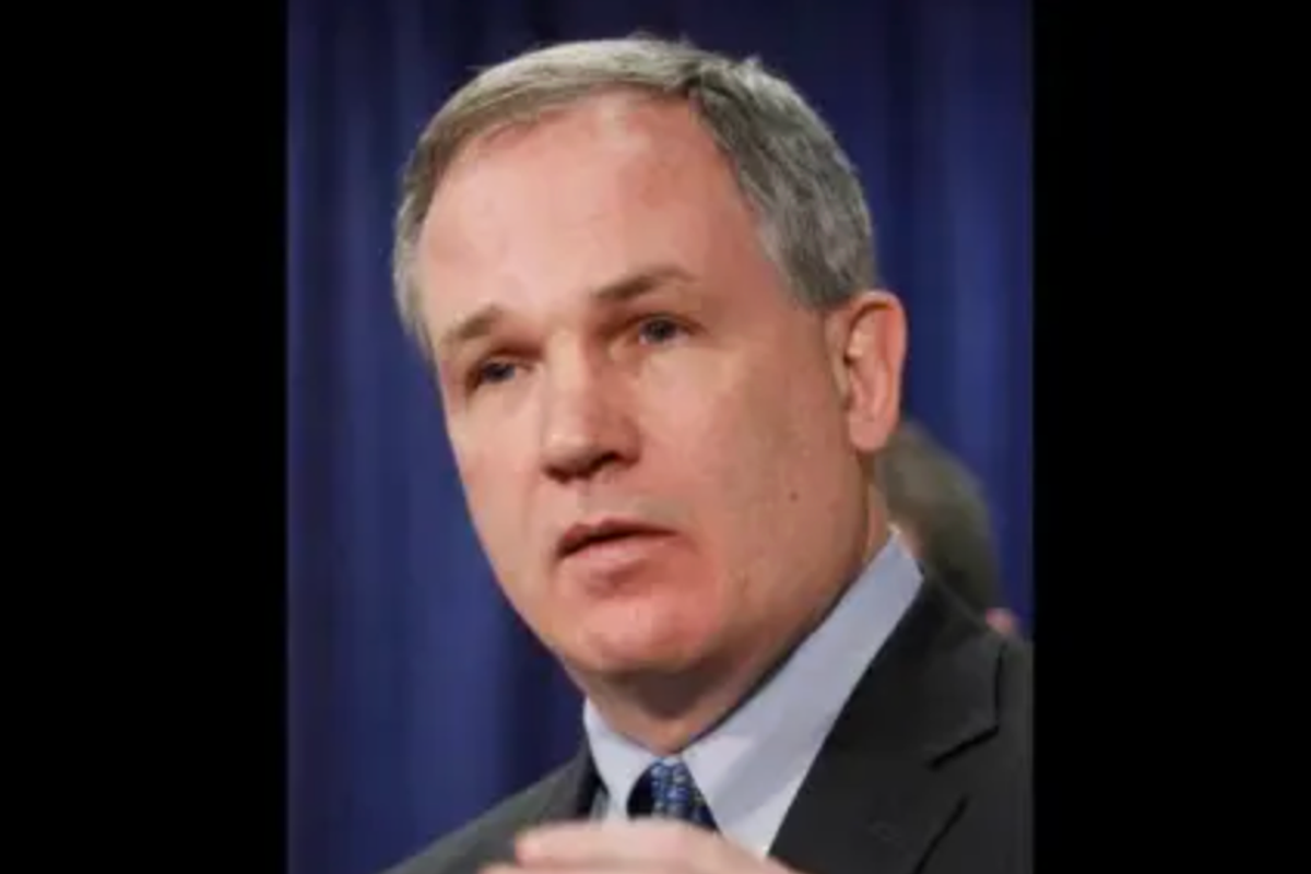 Celebrated Former US Attorney Will Defend Comey Against Trump's Toy Prosecutor