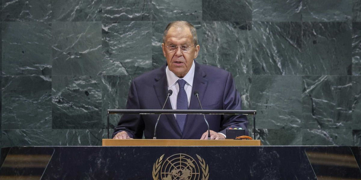 Lavrov: «Niente attacchi a Ue e Nato». Kiev dichiara guerra ai disabili russi
