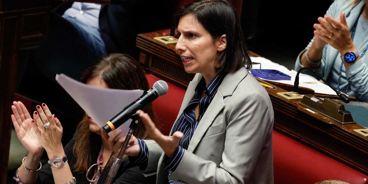 Schlein critica il salvataggio di Mps, uccisa dalla sinistra Schlein critica il salvataggio di Mps, uccisa dalla sinistra