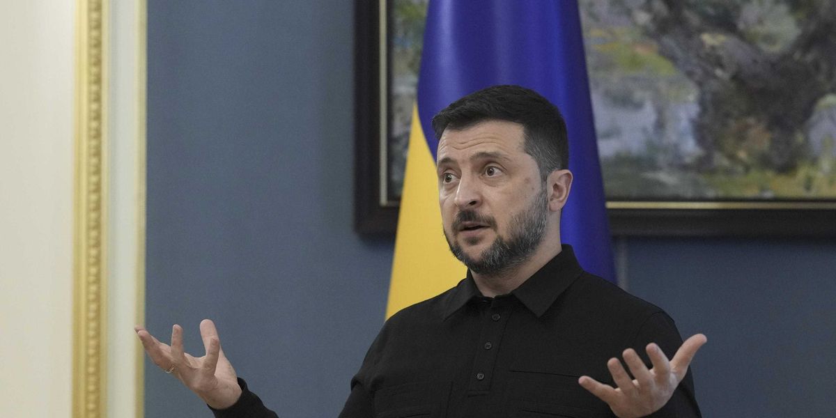 Kiev strappa il via libera Usa agli attacchi a lungo raggio Vaticano: «Stop alla guerra»