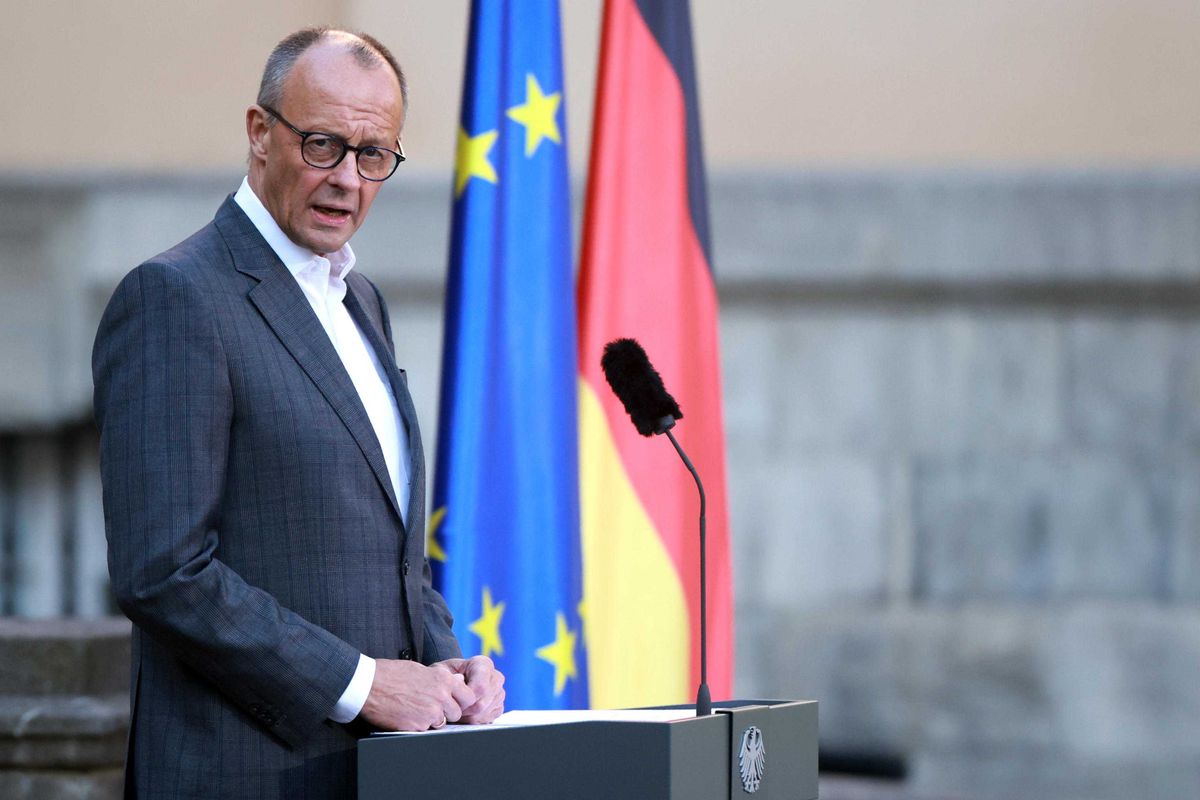 I talebani ora sbarcano in Germania. Merz prepara il «patto col diavolo»