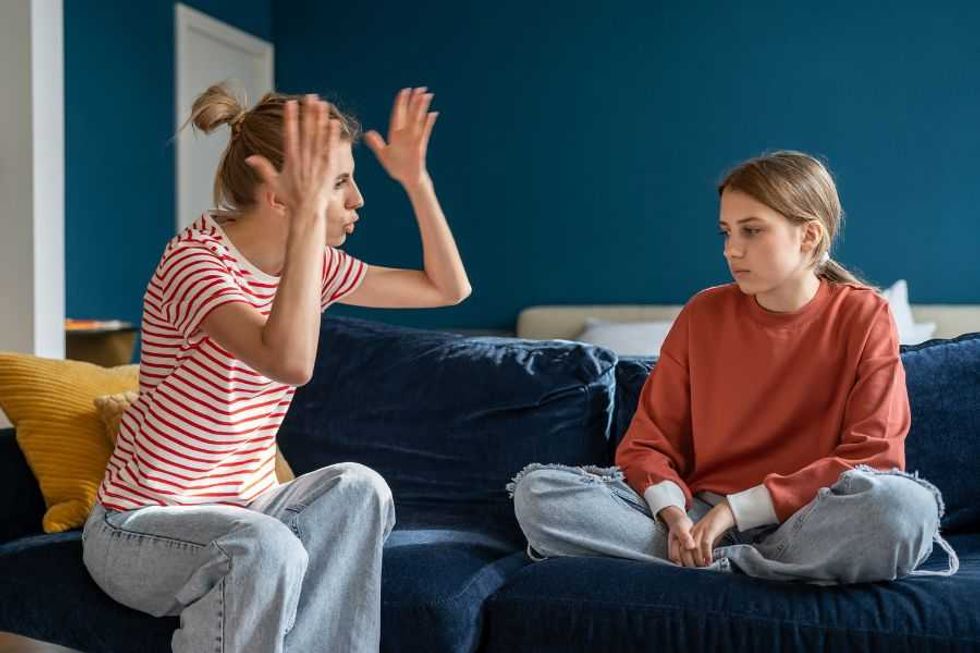 Neuroscientist breaks down why 'normal tween girl drama' deserves a lot more compassion