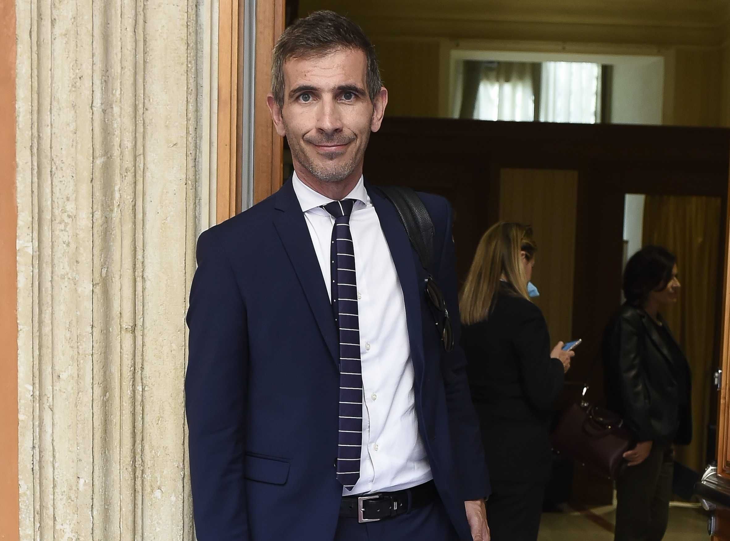 Commissione Covid, 15 sigle premono per le indagini su effetti avversi e vaccini