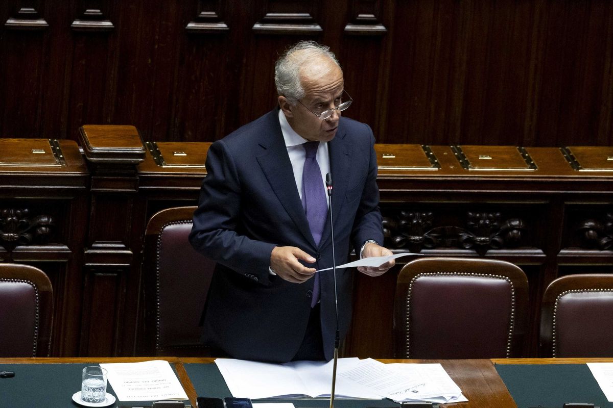 Piantedosi: «Rischio di infiltrazioni nei cortei. Pronti a contenere possibili derive»