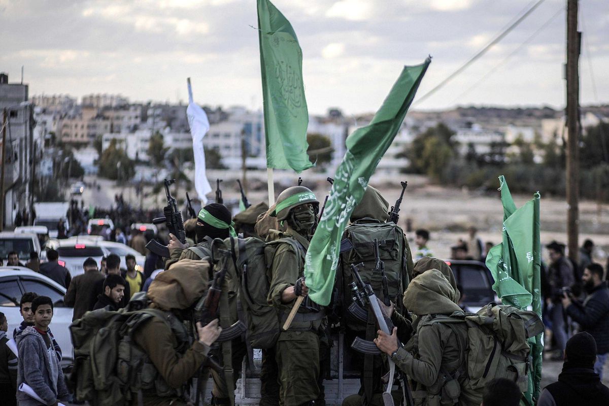 Hamas circondata. Il tempo stringe