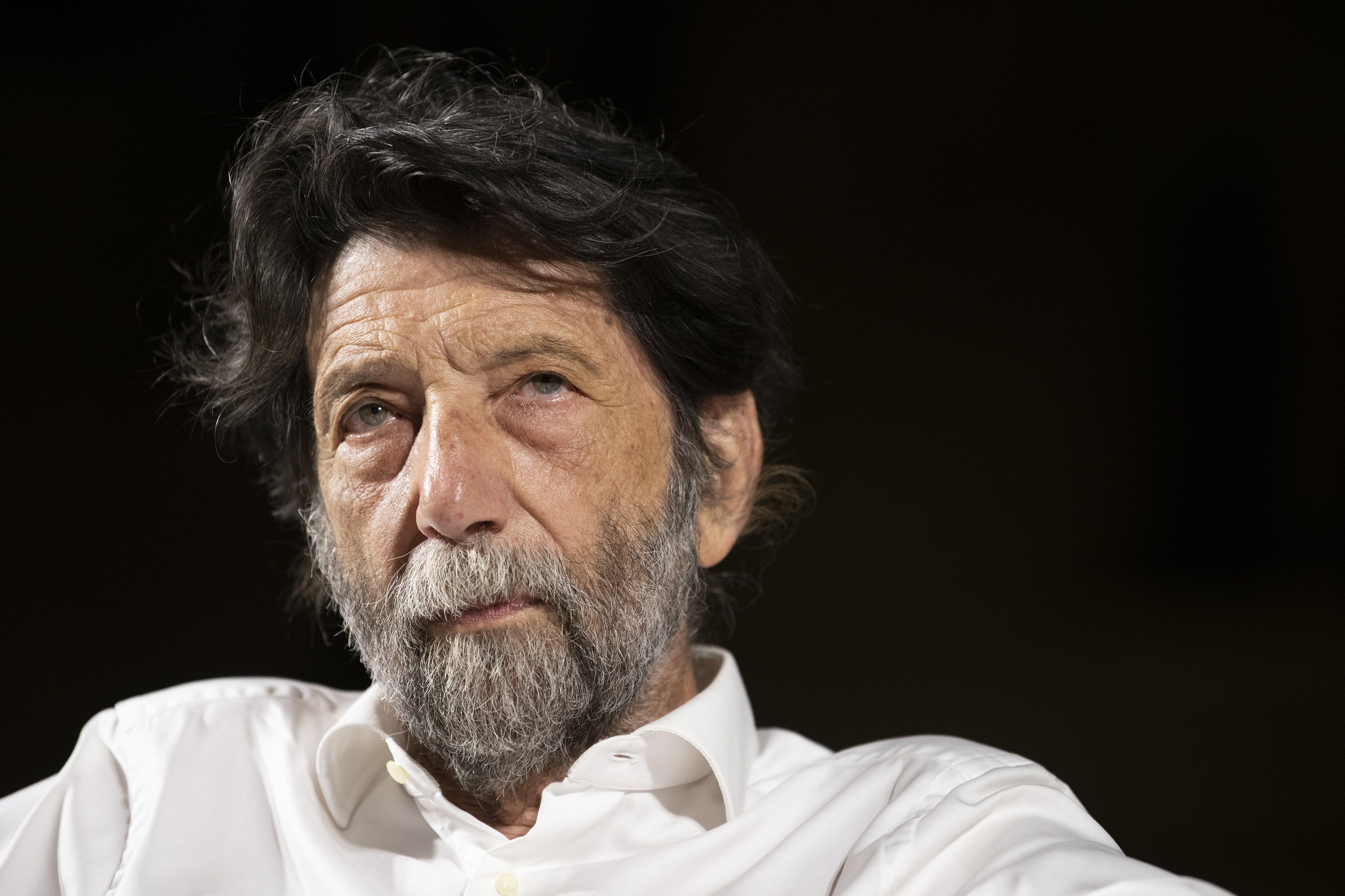 «Stiamo vivendo in un tempo di guerra e barbarie. Normale che scorra sangue»