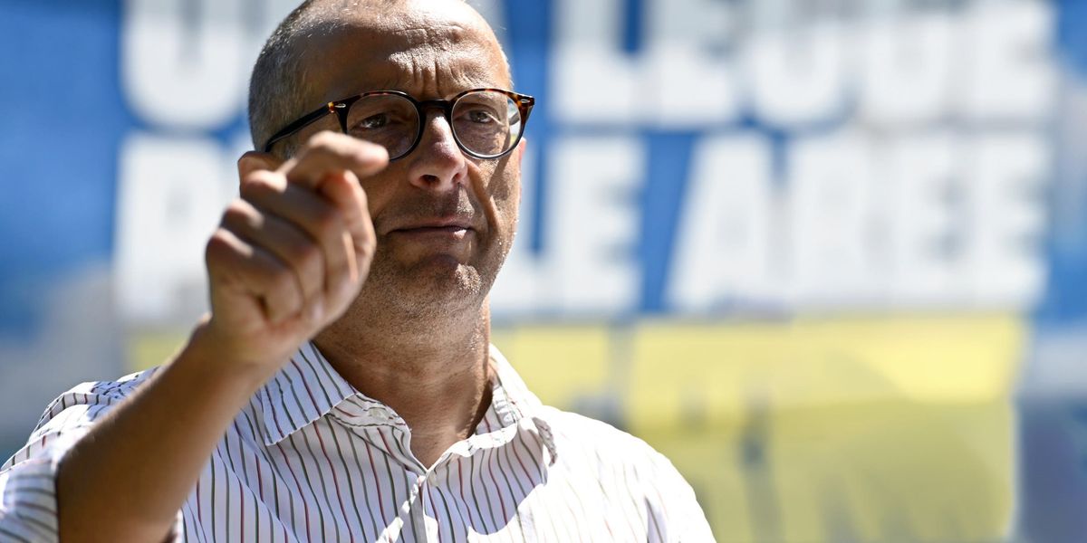 La fattura sospetta della cena che imbarazza Ricci e il suo staff