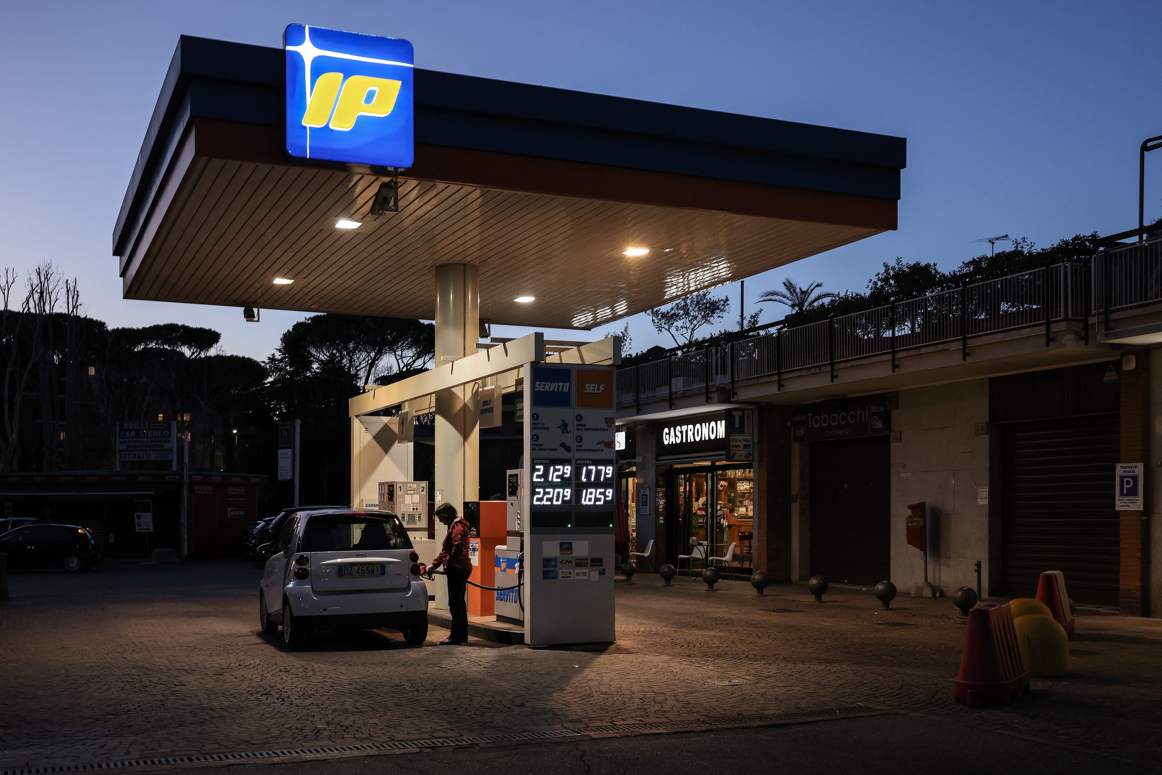 Finisce il secolo Brachetti Peretti. Adesso Ip passa agli azeri di Socar