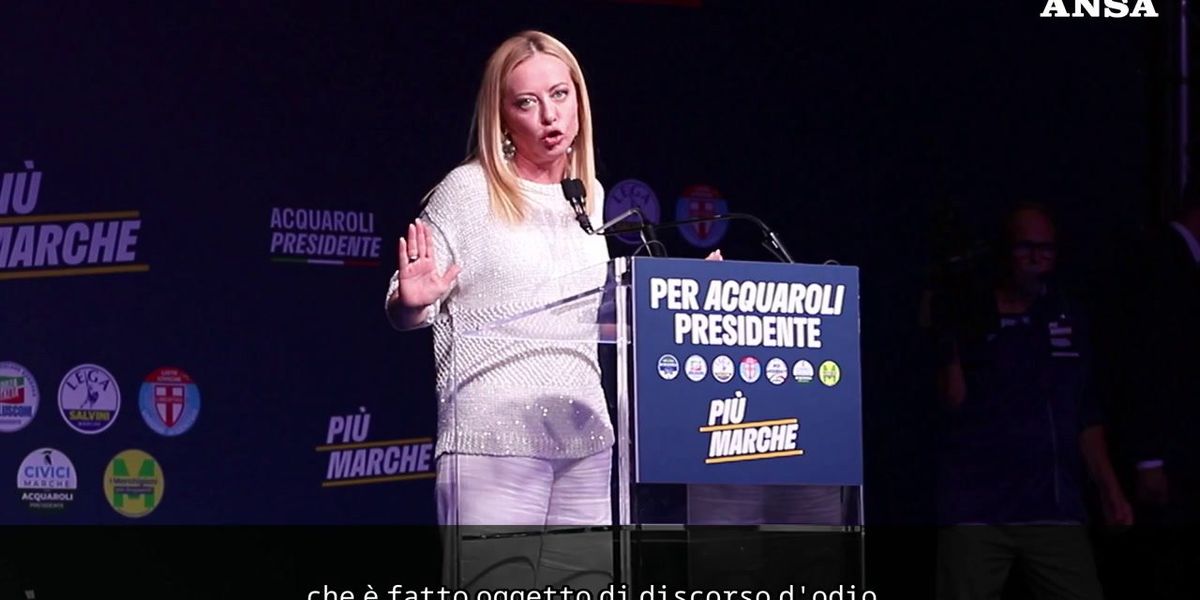 Meloni a Schlein: «Nessuno più di me oggetto di odio, calmiamoci!» Meloni a Schlein: «Nessuno più di me oggetto di odio, calmiamoci!»