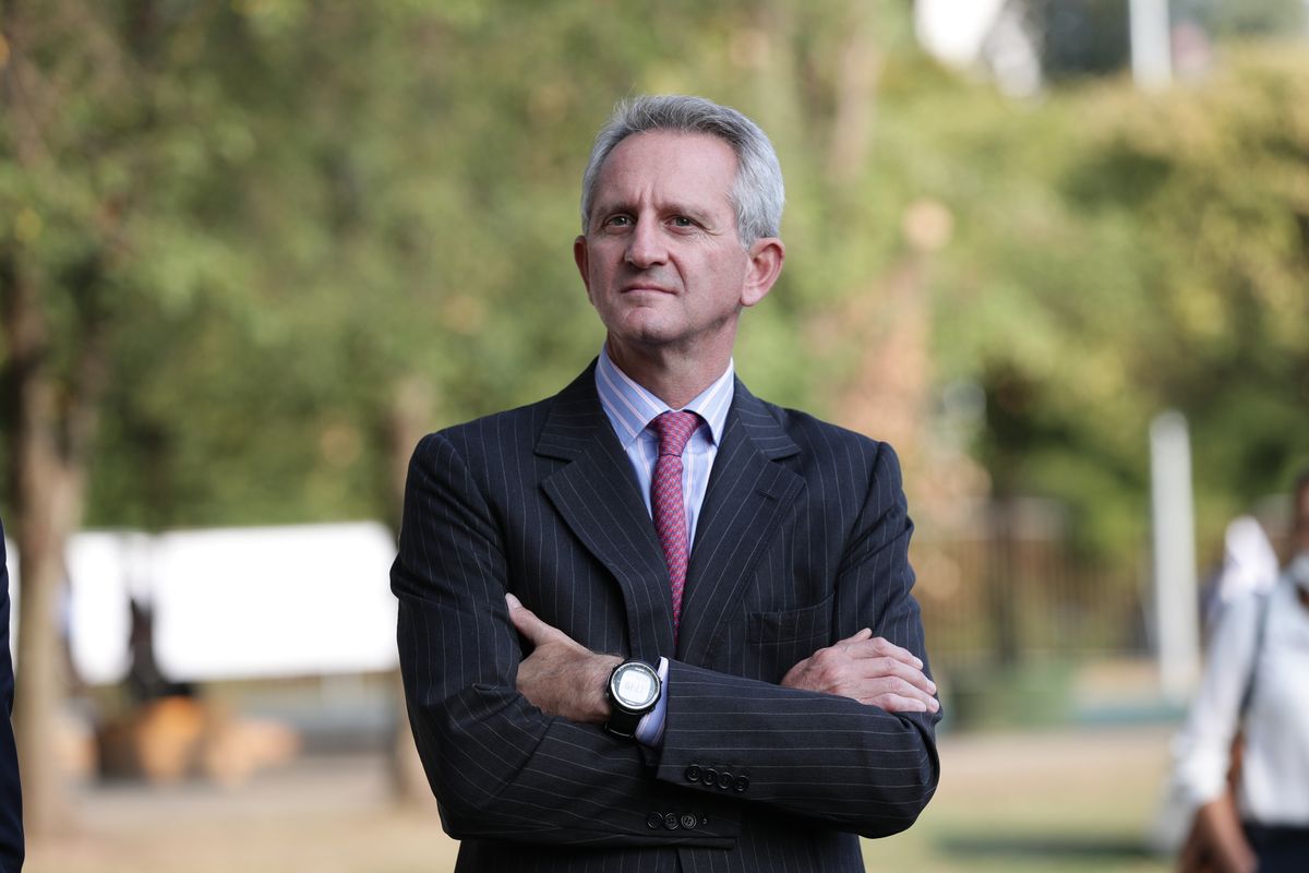 Nagel lascia Mediobanca: la lettera di addio e le dimissioni in cda