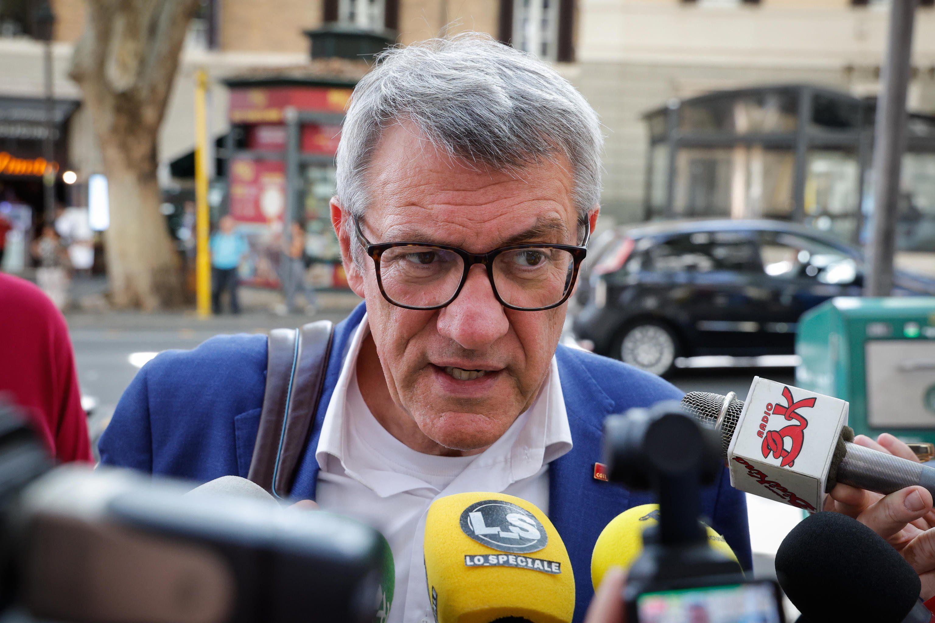 Landini lasciato solo da tutti. Persino la Uil lo molla sullo sciopero pro Palestina