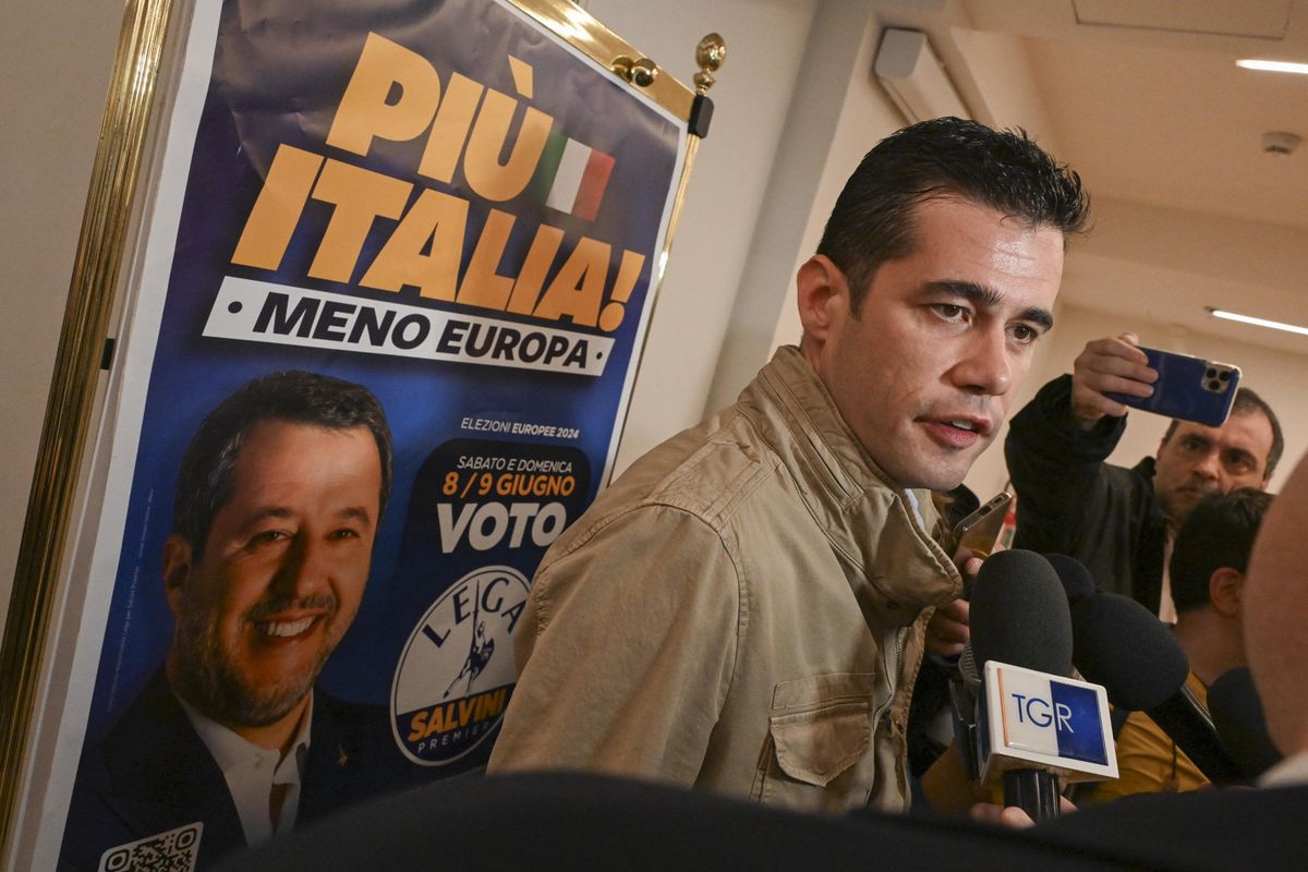 Andrea Crippa: «In Italia troppo odio. La sinistra rifiuta di isolare i violenti»