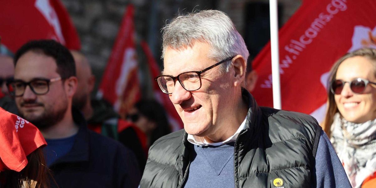 Signor Landini, lei ha tradito la sua missione