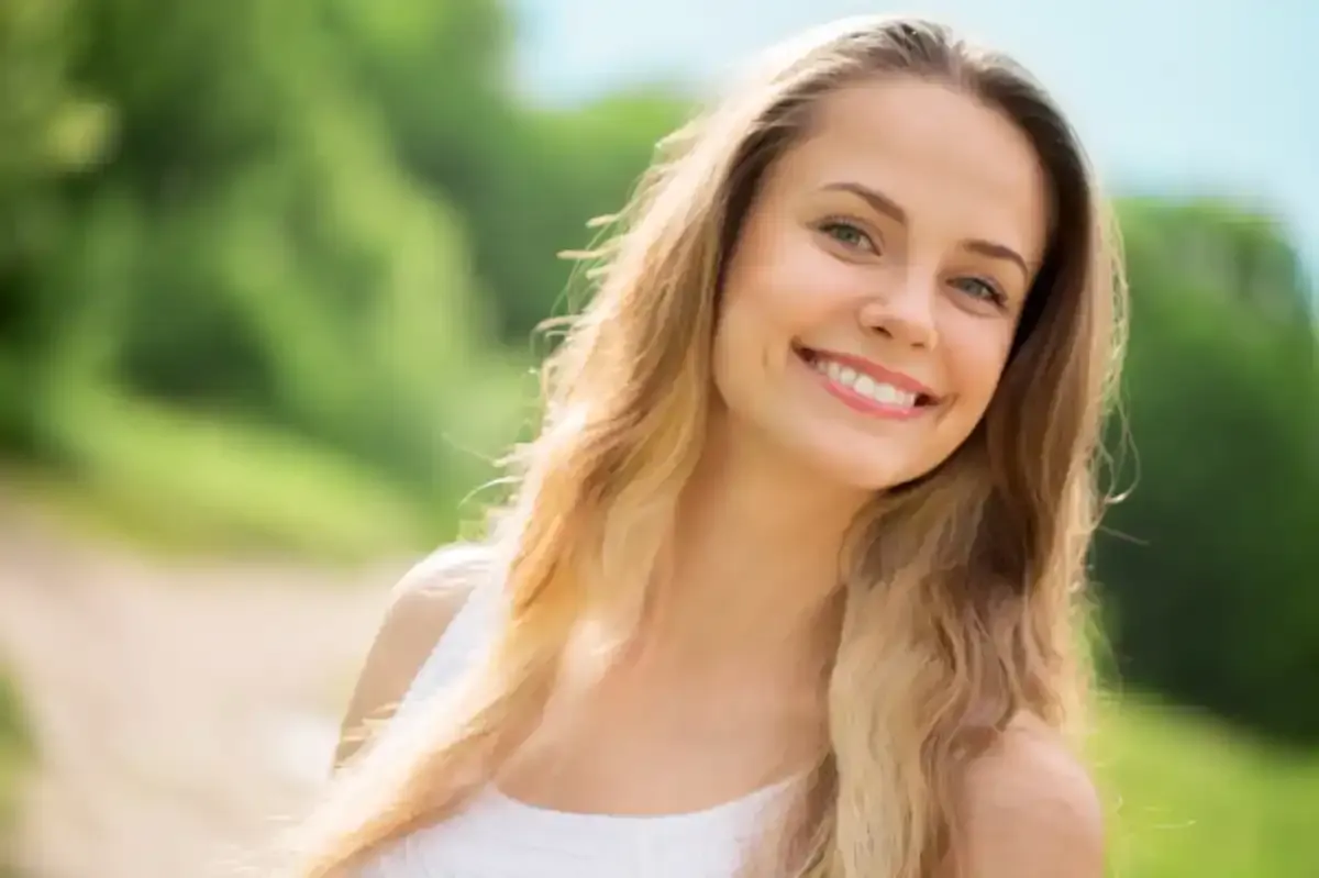 smiling, woman, pretty, privilege, looks, attraction, beauty