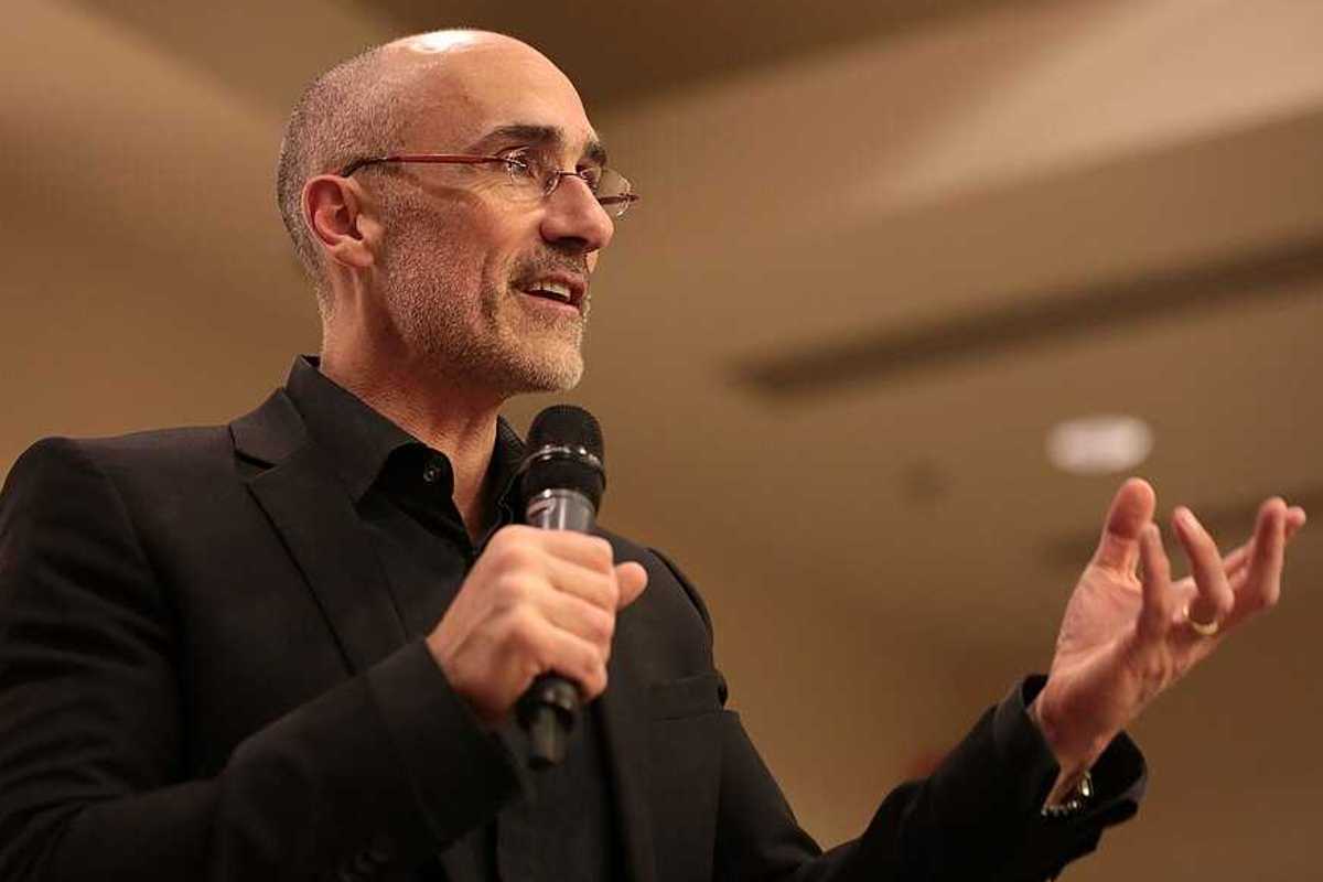 arthur brooks, happiness research, arthur brooks speech, retirement happiness, older and happier