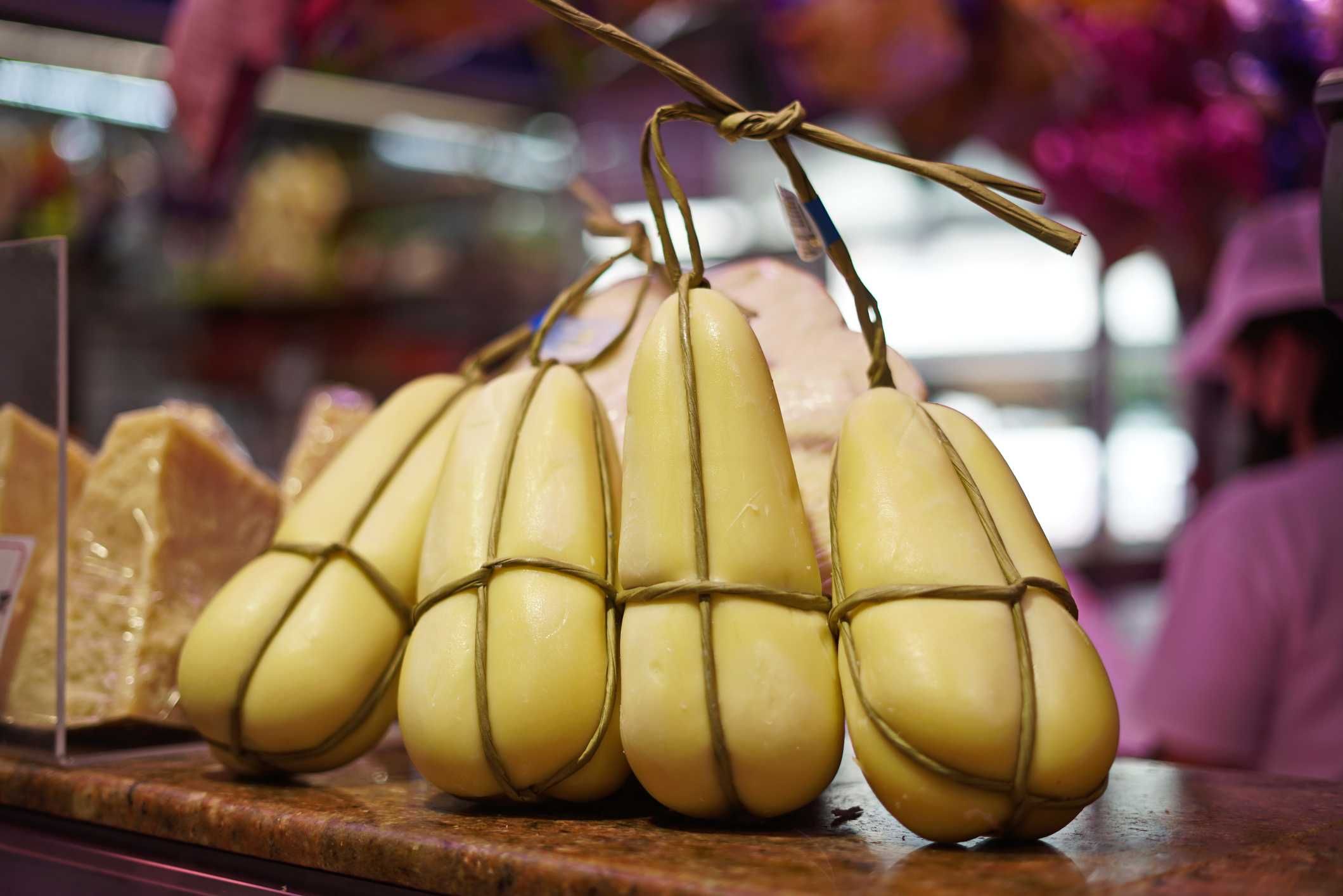 Provolone Valpadana. Un Dop che sta bene anche per l’aperitivo o la merenda al volo